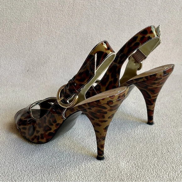 BCBG Leopard Print Slingback Peep-toe Heels women’s 9 - Picture 3 of 6